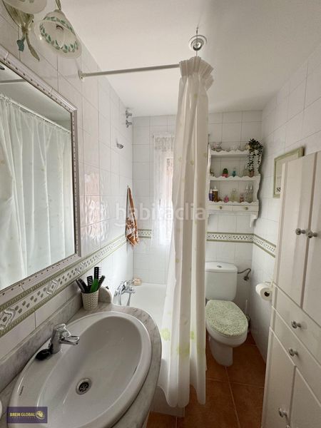 Foto b80faafd-0691-4e45-8905-ceeb3c1db102. Casa aparellada amb calefacció aparcament a Cabrera (La)