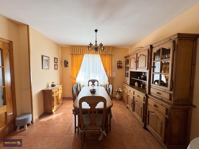 Foto db72c313-8eb7-4d96-bb82-fadef0193708. Casa aparellada amb calefacció aparcament a Cabrera (La)