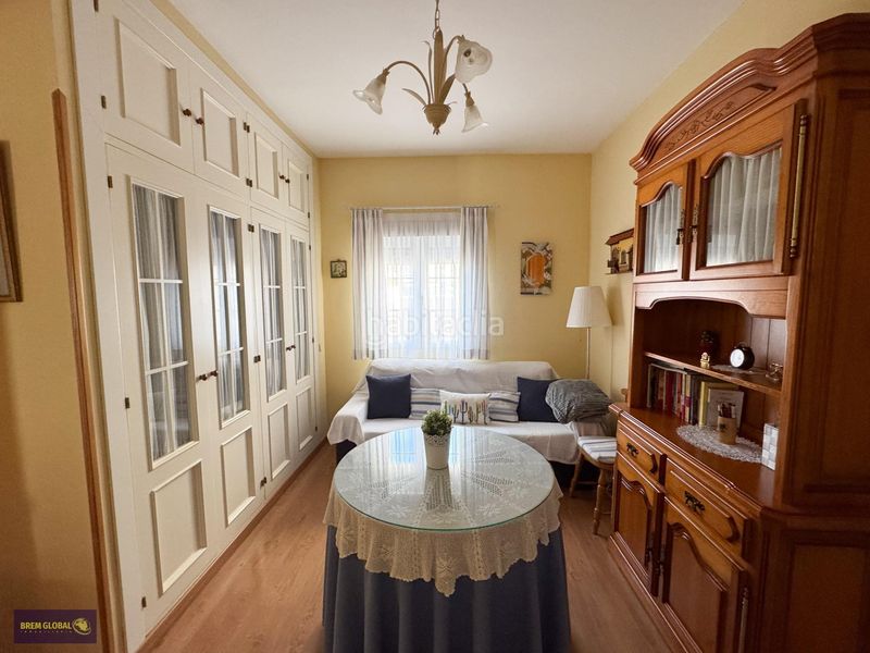 Foto ec915ee5-a65a-44fa-9892-3f0d9e311e1f. Casa aparellada amb calefacció aparcament a Cabrera (La)