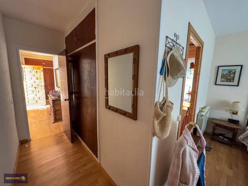Foto af32faae-fc80-44de-bcf5-15322953bff3. Haus mit parking pool in Cabrera (La)