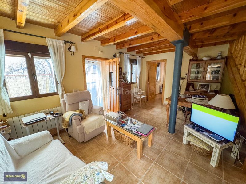 Foto 0ca0de0a-2661-479f-9fcb-0a94736cf506. Casa con riscaldamento in Cabrera (La)