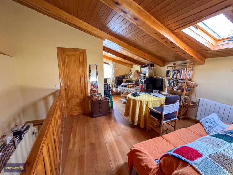 Foto 4aa5ef2f-1830-41aa-9c33-771404af2334. Casa con riscaldamento in Cabrera (La)
