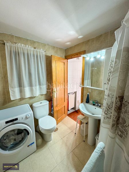 Foto dff1250b-d3f0-45b5-9852-fcd3cf1d0055. Casa con riscaldamento in Cabrera (La)