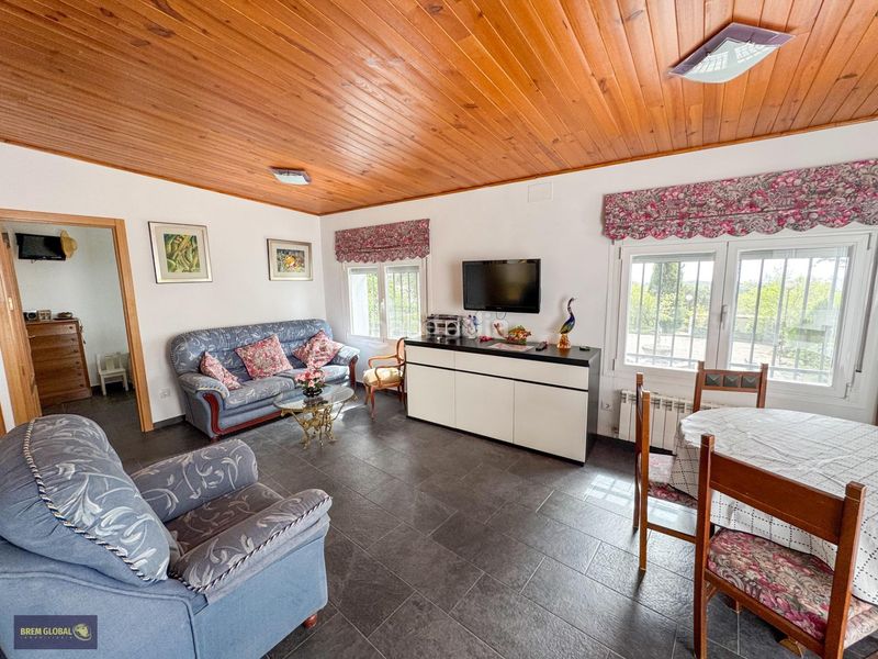 Foto f379d7f0-9b1c-4191-8b14-ebe157bf209e. Chalet en Cabrera (La)