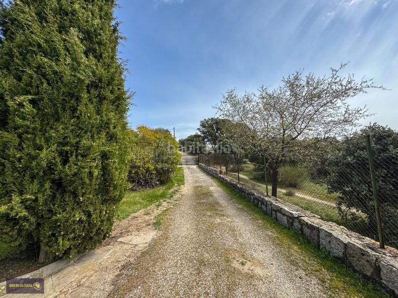 Foto 02a8e1b0-fcdd-4b8c-8e80-9fb642d3dddc. Xalet amb calefacció aparcament a Cabrera (La)