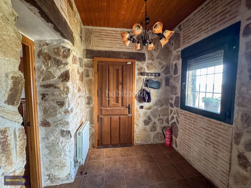 Foto 16af132e-1057-48a1-8adc-a9384e24ecfd. Chalet en Navalafuente