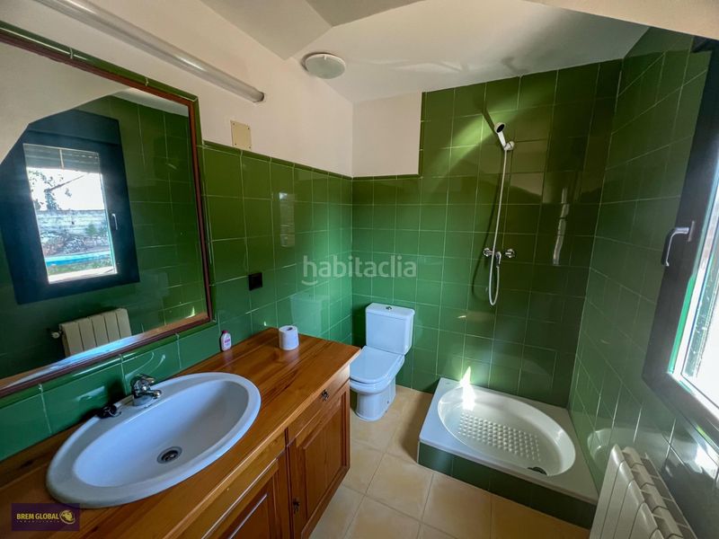 Foto 69cb0ca4-e33c-42fc-8d49-2d6fcb545acb. Chalet en Navalafuente