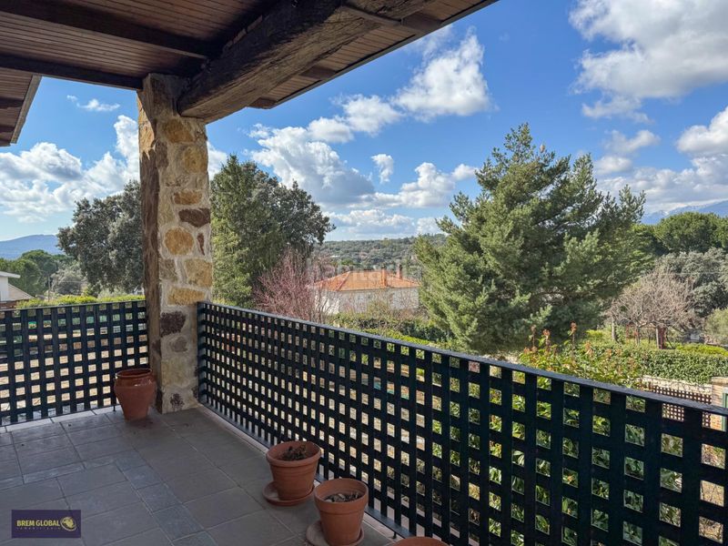 Foto 78ce899a-799f-46d0-8820-fb0e4d92da5a. Chalet en Navalafuente