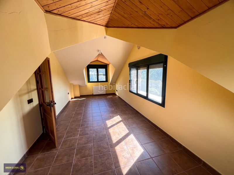 Foto c31c8f61-98f1-4e62-89bb-e170a80b5e1f. Chalet en Navalafuente