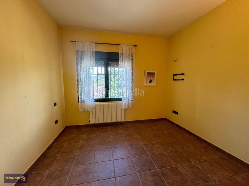 Foto c5bc3943-df2f-4808-abdb-8f90ab6e48a7. Chalet en Navalafuente