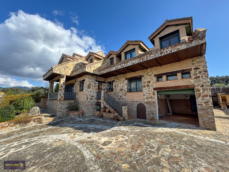 Foto da833361-0f26-44c2-9d91-5684c14860a1. Chalet en Navalafuente