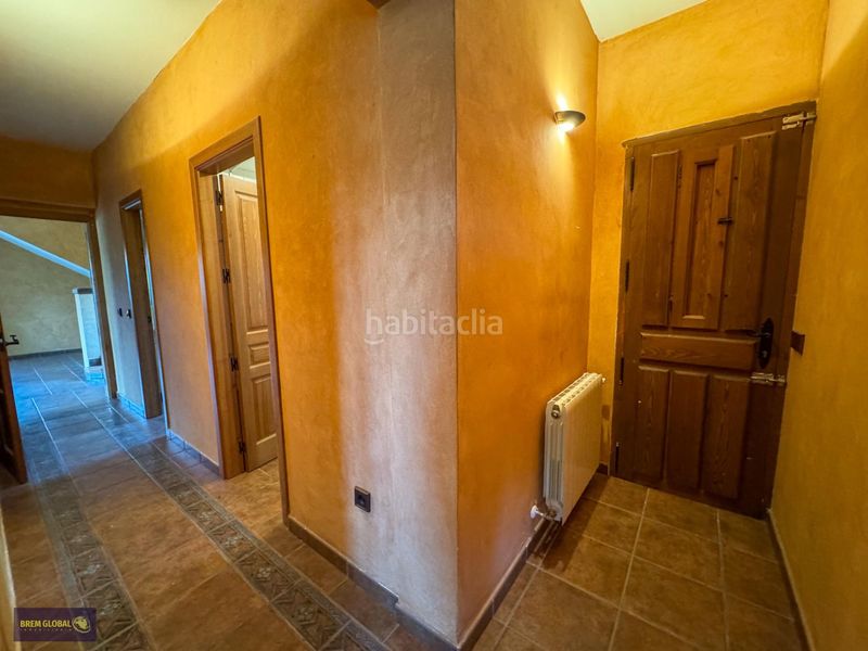 Foto dd4cd624-6f50-43d9-ad11-5b1296bae35b. Chalet en Navalafuente