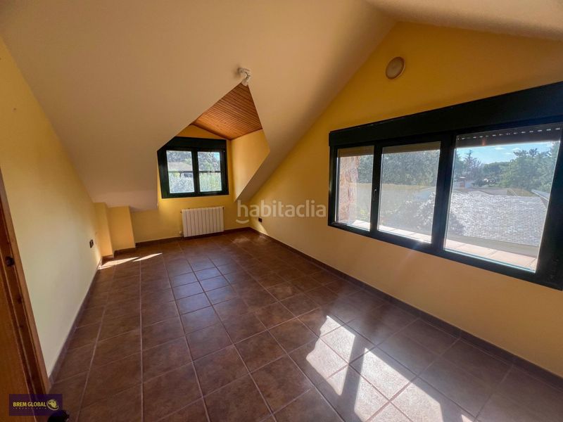 Foto e2c30d03-2ced-4a55-9608-1fbf80af5c74. Chalet en Navalafuente