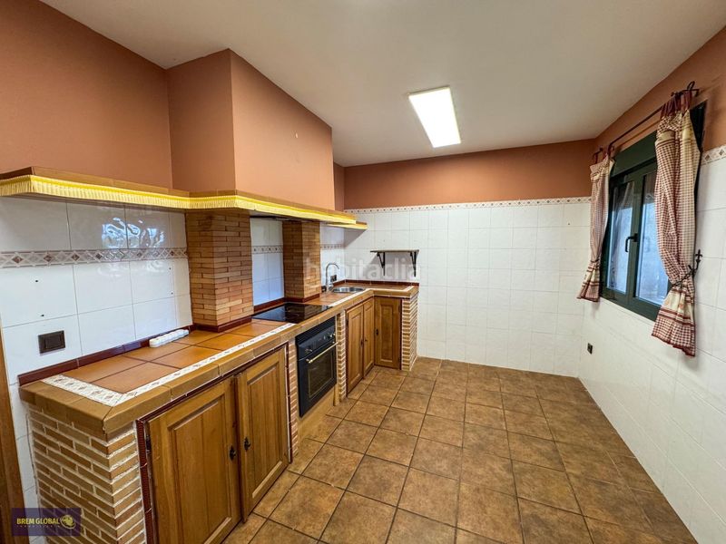 Foto f56a23eb-8e4d-4ac6-a47d-ea6f2c79efea. Chalet en Navalafuente