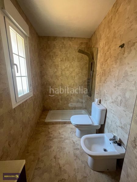Foto 5a303d7a-12f3-407a-b947-81804b7f3aa2. Casa adossada amb calefacció aparcament a Valdemanco