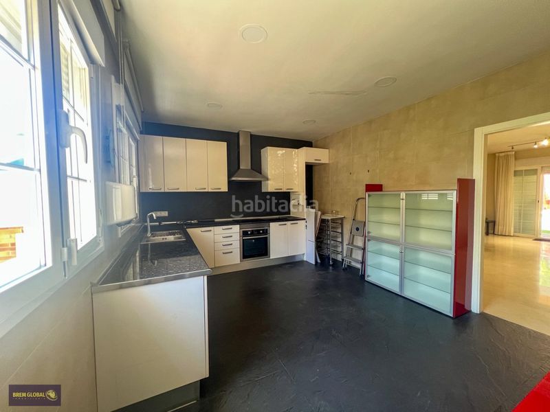 Foto f5dbeea7-7036-4ffe-80e2-06694b06a55d. Casa adossada amb calefacció aparcament a Valdemanco