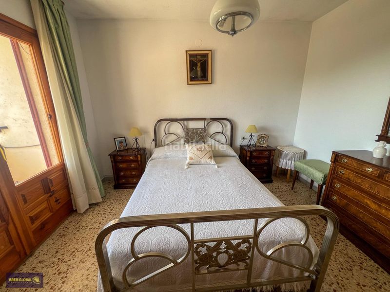 Foto 3bf222f4-3e94-4e5f-941d-a19563998292. Casa adossada amb calefacció a Bustarviejo