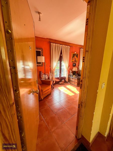 Foto 118c4461-b14a-4dc7-a298-3c8e818a23b8. Duplex avec chauffage parking dans Cabrera (La)