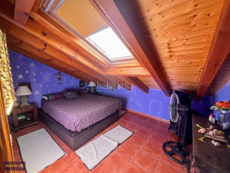 Foto 38f852fc-e743-4b3e-9eaa-b1811f5f0445. Duplex avec chauffage parking dans Cabrera (La)