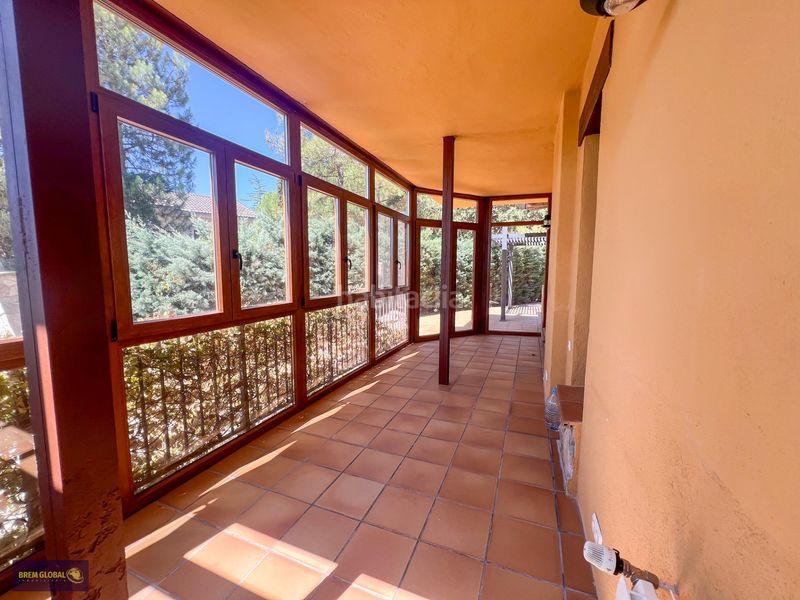Foto a56369ce-bdaf-40a7-b32e-d11b59ba8ae9. Casa amb calefacció aparcament a Berrueco (El)