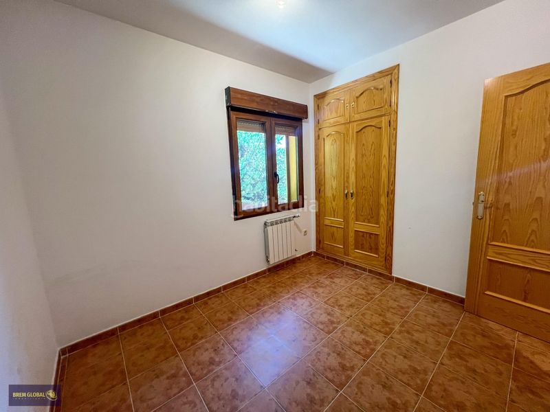 Foto efb90f8c-a705-430c-a6dd-9d6408e37de7. Casa amb calefacció aparcament a Berrueco (El)