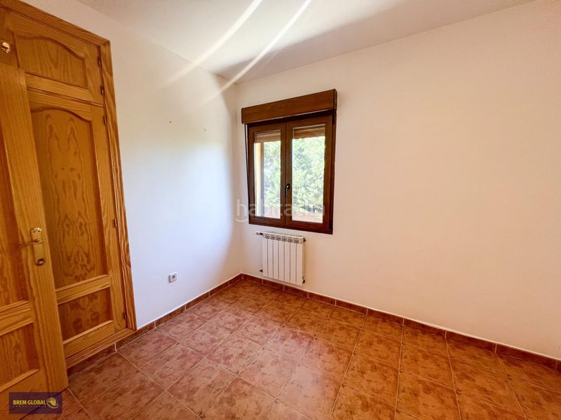Foto f709dfdf-3a38-4b28-ad39-60a0910e2efd. Casa amb calefacció aparcament a Berrueco (El)