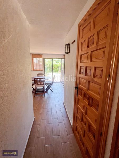 Foto 0e9a52b4-4c07-48c3-b14a-d112f4f92c9c. Casa adosada en Cabrera (La)