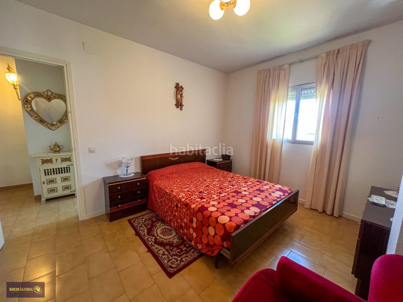 Foto 6059e969-1ac3-49b4-b3a4-597e384d1266. Casa adosada en Cabrera (La)