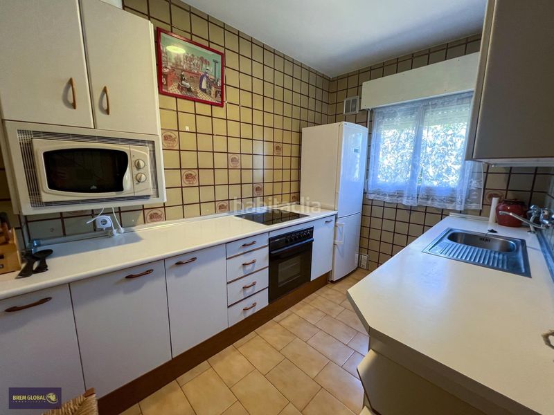 Foto a20fba7c-88e9-4adf-b4b7-dd61c817583b. Casa adosada en Cabrera (La)