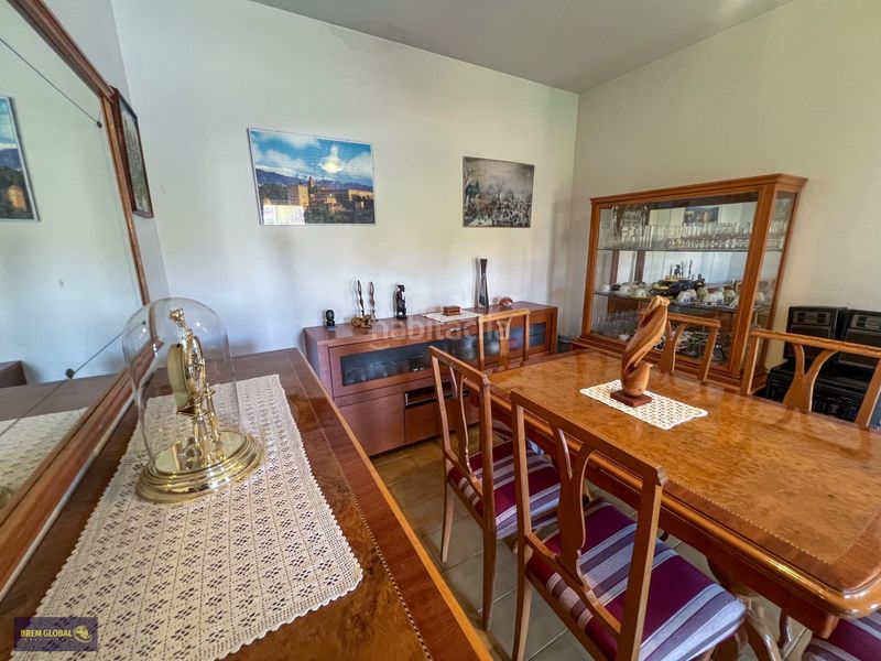 Foto bbbbb215-da02-4b7f-86bc-54ca770e2e89. Casa adosada en Cabrera (La)