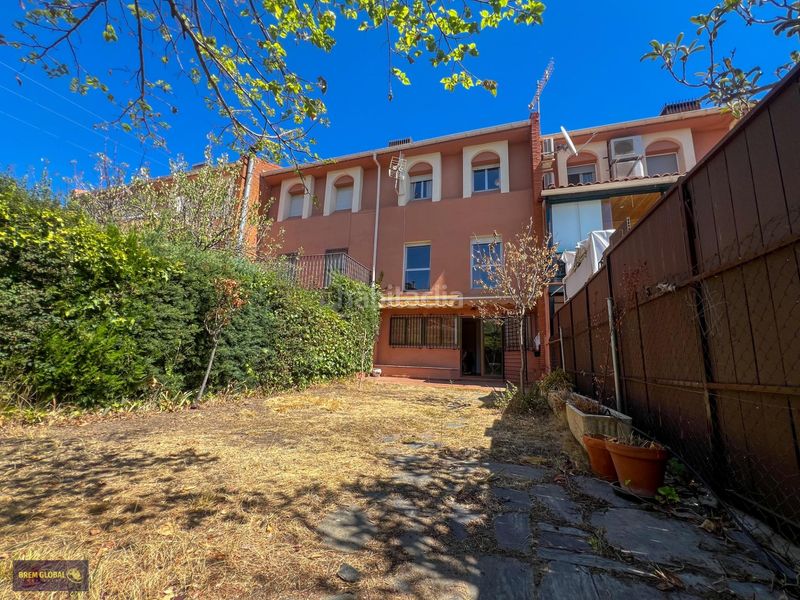 Foto c4d58efd-f296-471f-934b-e2dd50d0ab7e. Casa adosada en Cabrera (La)