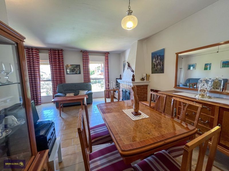 Foto ecdf0ccd-43e6-499f-b895-9fa3f859cb31. Casa adosada en Cabrera (La)