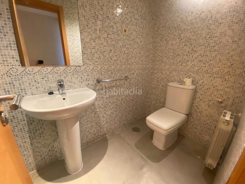 Foto 49684f1c-aa9b-400c-9e41-8a897f688d31. Pis amb piscina a Ciudad 70 Coslada