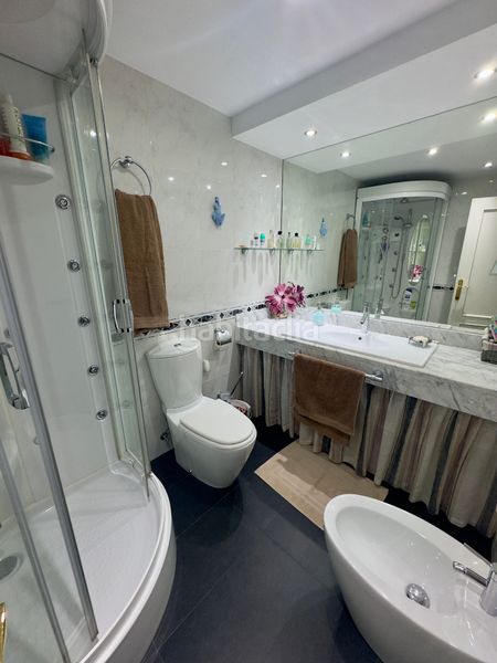 Foto de2fe6ac-a4f9-4442-b3e6-cc85e3893165. Pis amb calefacció aparcament piscina a El Barral Ferial Coslada