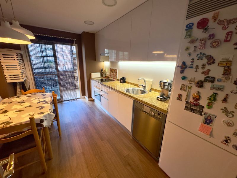 Foto f15b3f5a-2a0d-4d9f-8631-d7022a09b44f. Pis amb calefacció aparcament piscina a El Barral Ferial Coslada