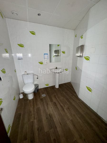 Foto 606d9d05-37d3-4f46-af1f-3669979f13f2. Rent business premise in El Barral Ferial Coslada
