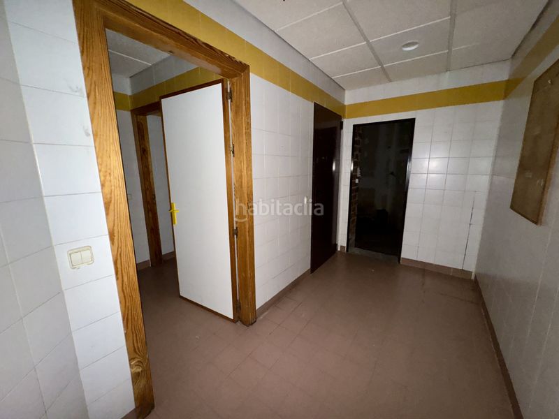 Foto a258e85b-24f1-4253-b575-9940a0a5afe3. Rent business premise in El Barral Ferial Coslada