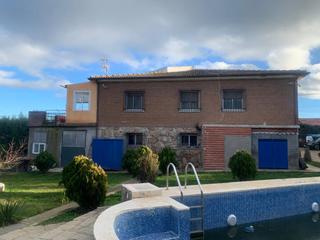 Chalet en Fresnedillas de la Oliva. Fresnedilla de la olivachalet