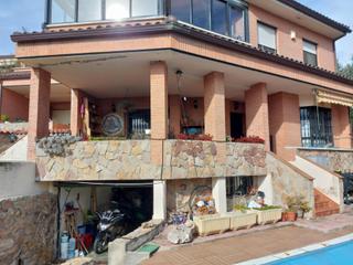 Chalet en La Pizarra. San lorenzo de el escorialchalet