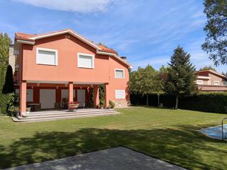 Xalet a Centro-Manguilla. El escorialchalet