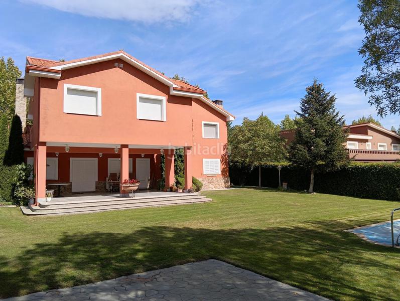 Foto ef7a1f87-954f-4fa3-bc41-cd78bb821c17. Chalet el escorialchalet en Centro-Manguilla Escorial (El)