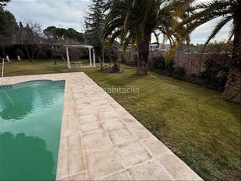 Foto 2c91f479-b591-43c3-9349-12a3c60ba22b. Casa amb xemeneia calefacció aparcament piscina a Boadilla del Monte