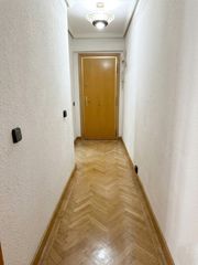 Pis a Avenida del dos de Mayo