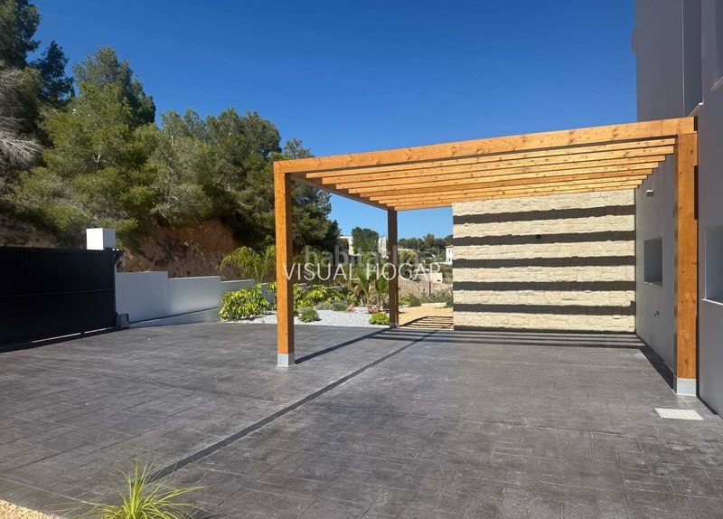 Foto 06b25ec0-7116-4eac-963d-f05cf1c8f4f0. Chalet with heating parking pool in La Fustera Benissa