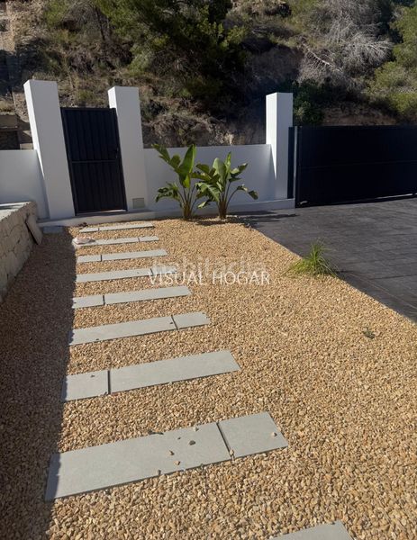Foto bd6030a7-9ae8-429c-997d-27d42f904f97. Chalet with heating parking pool in La Fustera Benissa