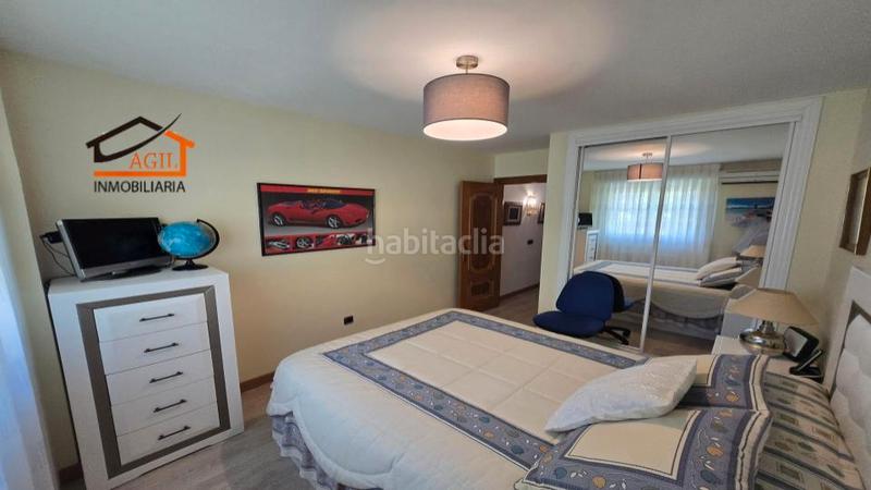 Foto 1a53d442-31c6-48cd-9f95-cd5256893371. Casa adossada amb xemeneia calefacció aparcament a Leganés