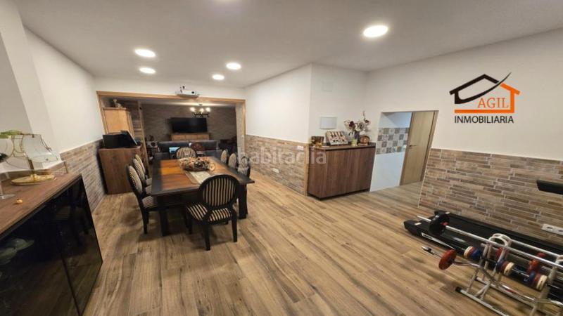 Foto 3ac91d6f-b4c6-424d-b5bd-4064dd94828c. Semi detached house with fireplace heating parking in Leganés