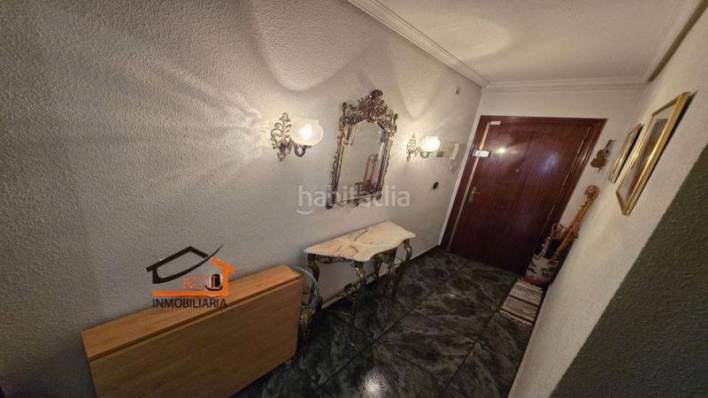 Foto aa1f0365-fa6c-4777-870a-f79a080351bc. Piso en Los Cármenes Madrid