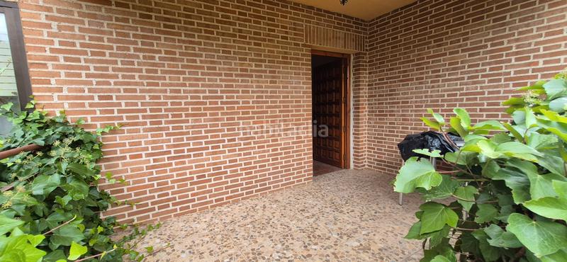 Foto 14841983-6ff3-451f-8bc1-d93e9eb77242. Xalet amb xemeneia calefacció a Barraco (El)