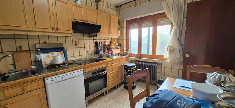 Foto cad8c782-e894-47bd-b892-c996d7c17c87. Xalet amb xemeneia calefacció a Barraco (El)